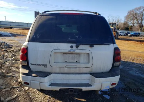 2008 Chevrolet Trailblazer Ls z USA, uszkodzony, nr VIN 1GNDS13S982201255